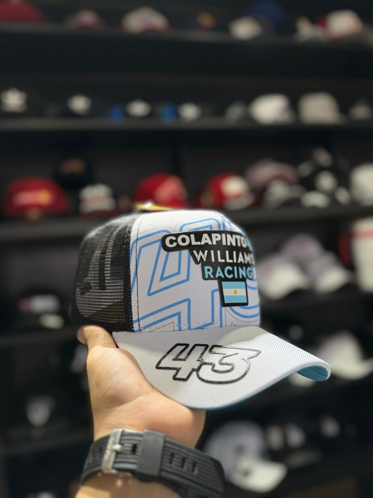 Gorras de Colapinto - Imagen 6