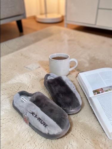 Pantufla de Hombre Importado I-run