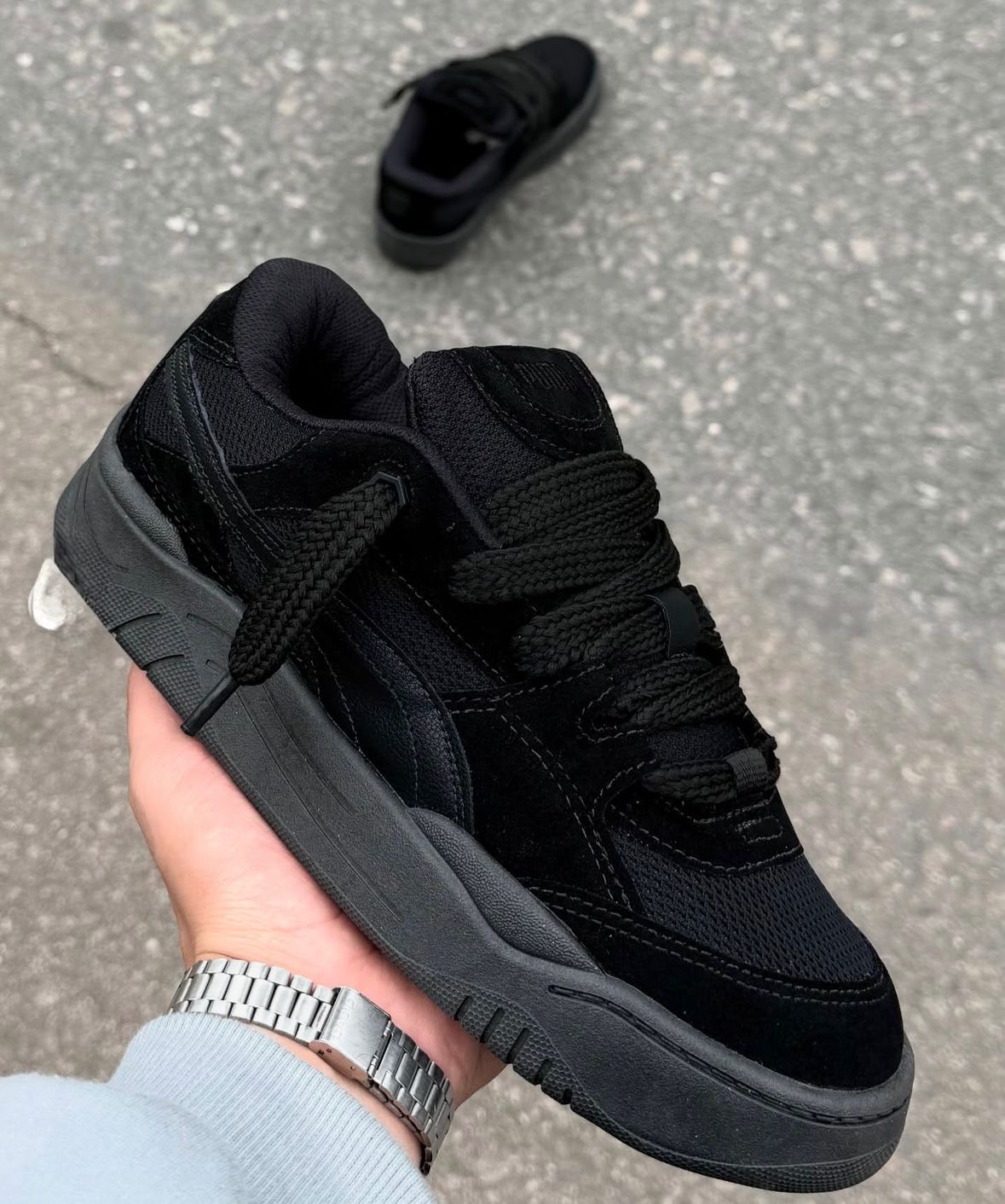 180 Total Black - ceb2d570-2a94-49dc-9a81-1814f7d4b38c.jpeg