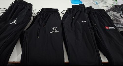 Joggins Frisado Premiun Hombre