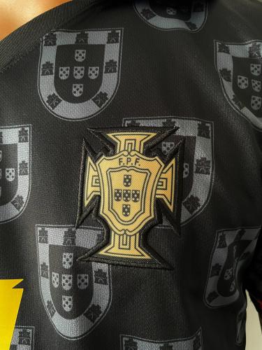 Camiseta Suplente Portugal ,mundial 2026. - Miniatura 3
