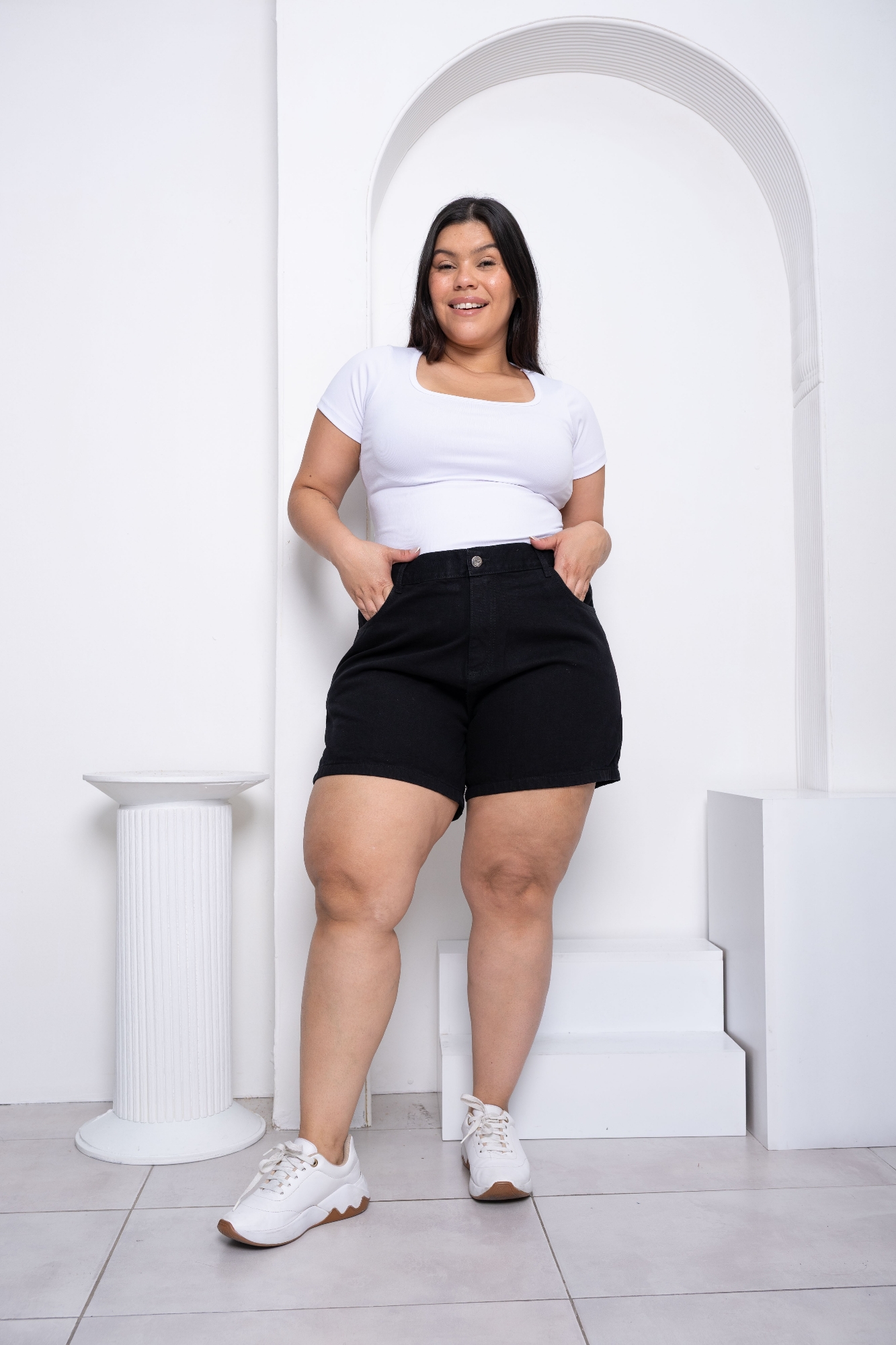 'art 603' 44 al 56 Short Mom Negro - Imagen 3