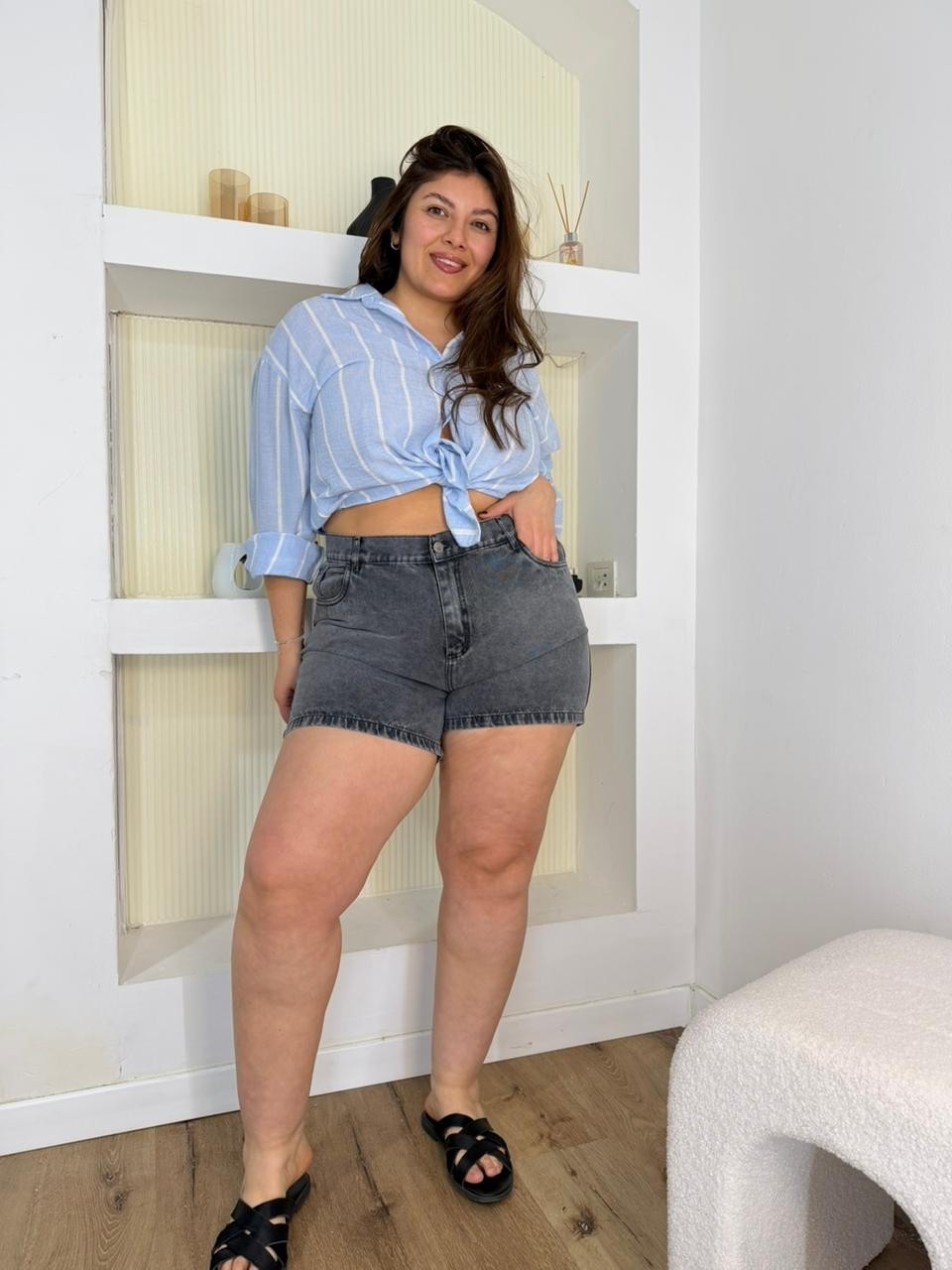 'art 602' 44 al 56 Short Mom Gris - Imagen 5