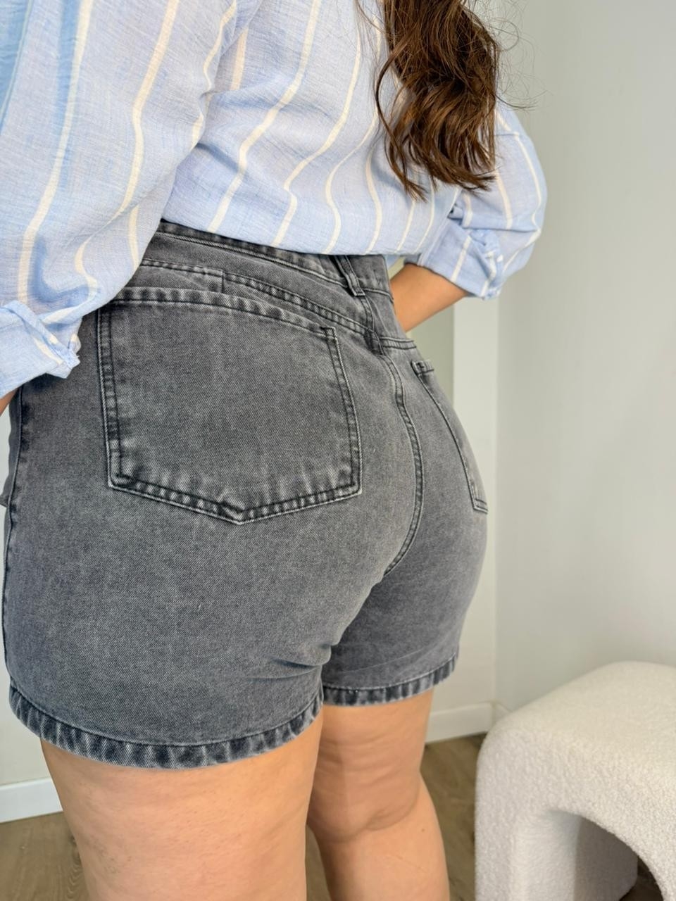 'art 602' 44 al 56 Short Mom Gris - Imagen 6