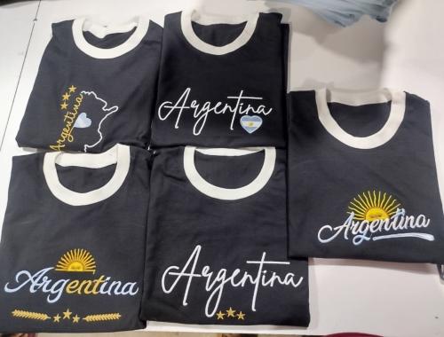 Remeras de Algodón Peinado Premium con Bordados de Argentina