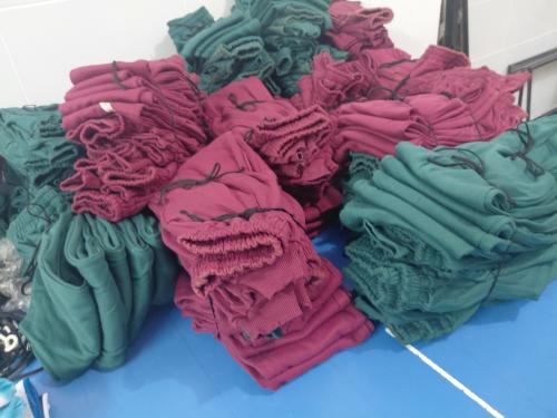 Ropa para el Cole de los Chicos Te Regalamos 1 Talle4 - Miniatura 4