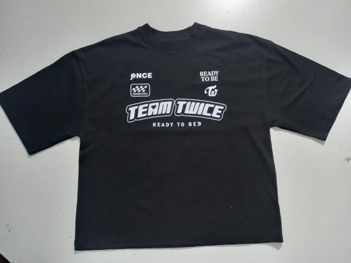 Remera Twice
