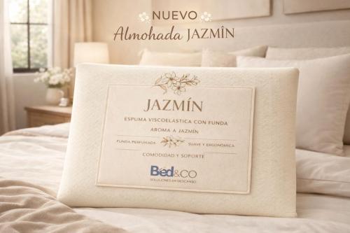 Almohada Viscoelástica Bed&co Jazmín con Funda Perfumada Ergonomica - Miniatura 1