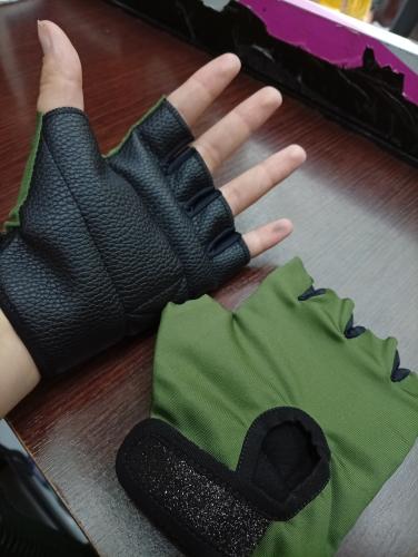 Guantes Deportivos - Miniatura 3