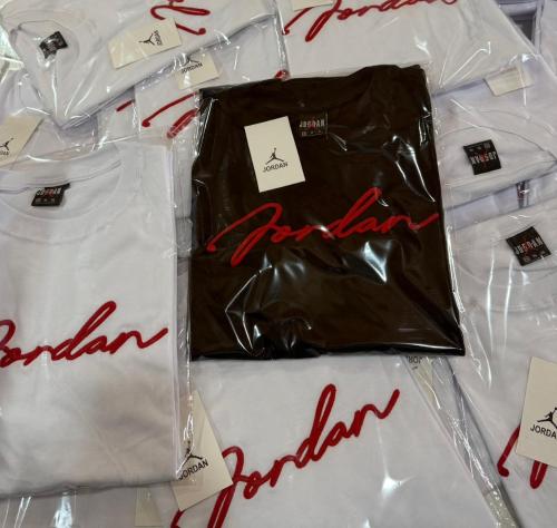 Remera Premiun Bordada - Miniatura 2