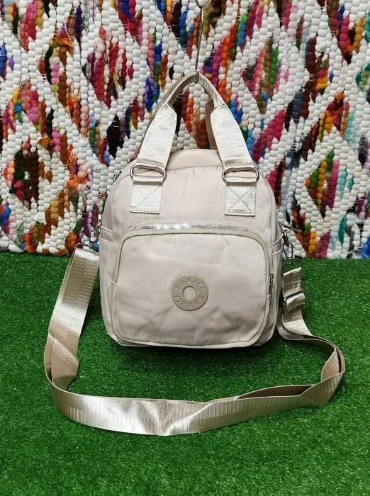 Mochila Morral Bolso* (3 en 1)
 Tela Impermeable  Excelente Calidad.