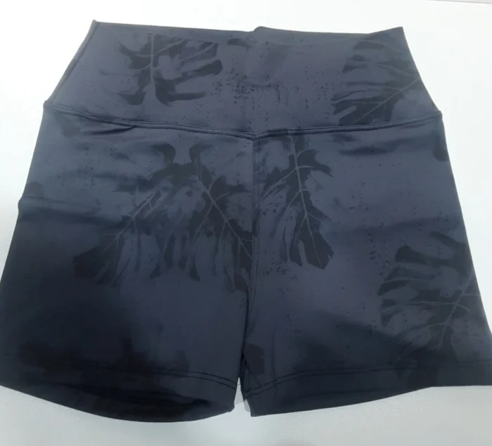 Short Dama