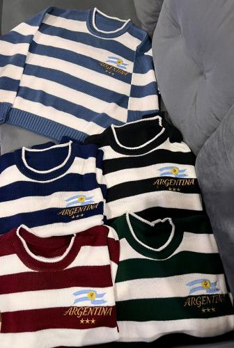 Sweater de Hilo Argentina Bordado - Miniatura 3