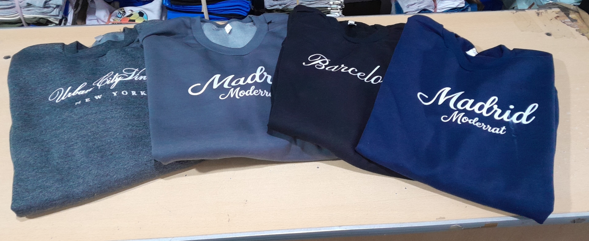Buzo Frisa Hombre Estampado - Imagen 2