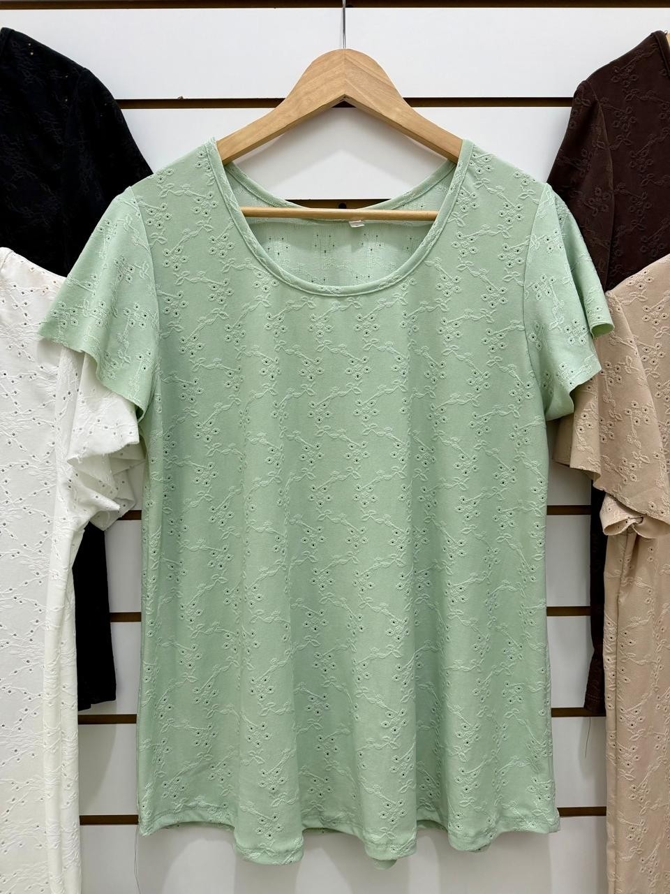 Remeras de Broderie en Talles Especiales - Imagen 3