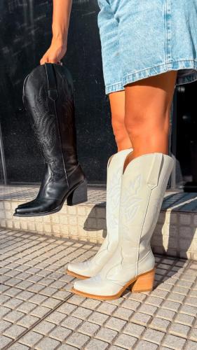 Texanas Caña Alta Bordadas con Taco 5020