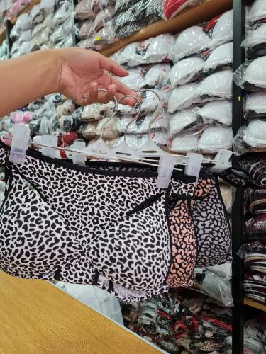 Conjunto Triangular Print - Miniatura 3