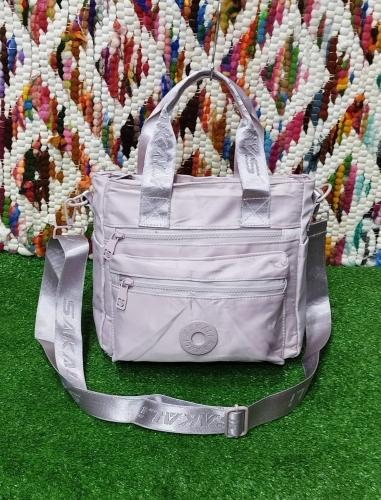 Bolsito Morral
mediano
tela Impermeable Excelente Calidad. - Miniatura 3