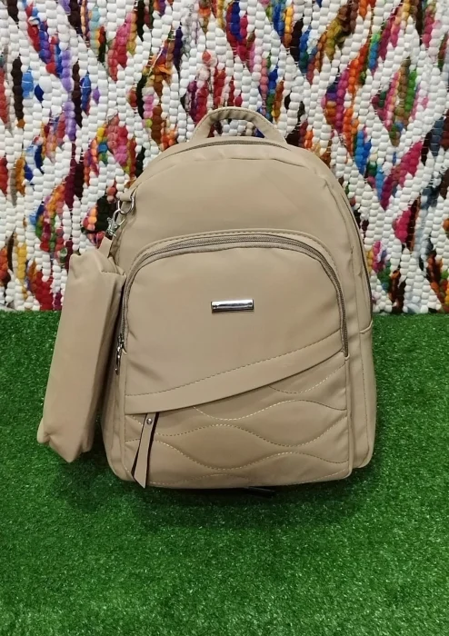 Mochila con Cartuchera   Impermeable
 Excelente Calidad Reforzada