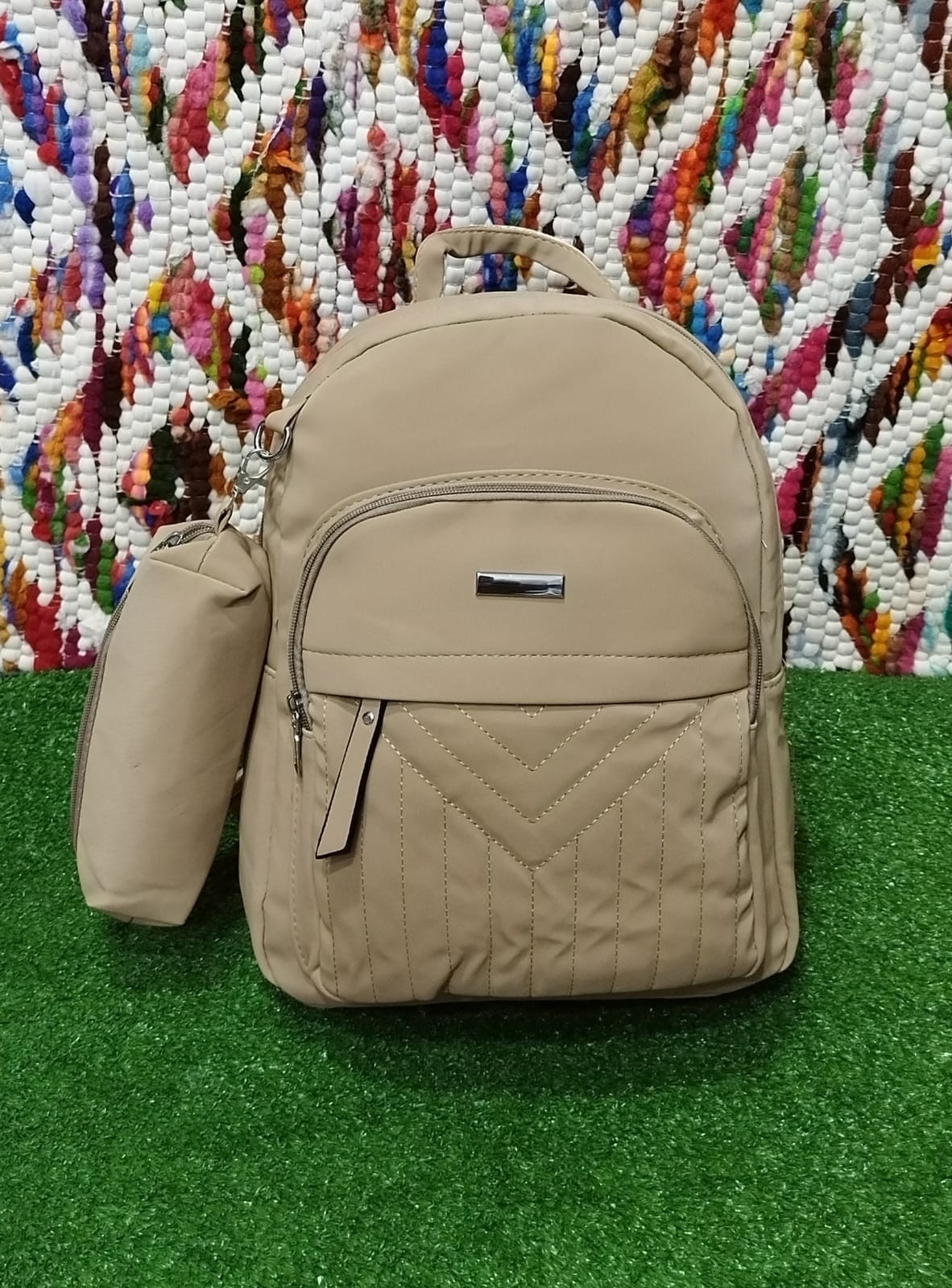 Mochila con Cartuchera Impermeable
Excelente Calidad Reforzada - Imagen 2