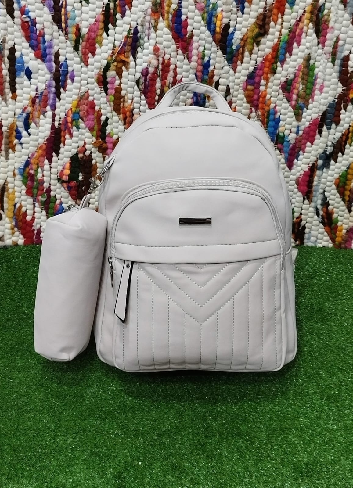 Mochila con Cartuchera Impermeable
Excelente Calidad Reforzada - Imagen 4