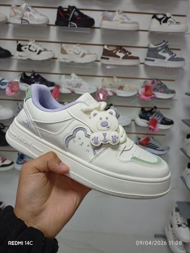 Zapatilla Importada - Miniatura 4