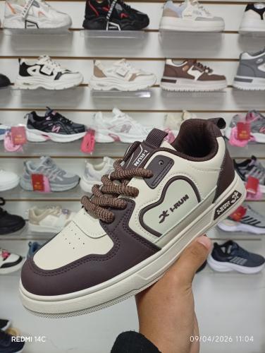 Zapatilla Importada - Miniatura 2