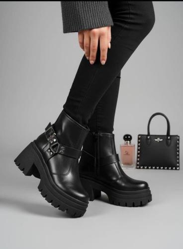 Bota Mujer Mosquera Negra Suela Gruesa Taco Cuadrado Invierno