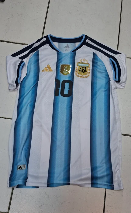 Camiseta Bordadas