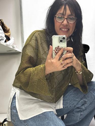 Sweater  de Tejido Calado Media Estación. Negro, Verde, Cobre. - Miniatura 2