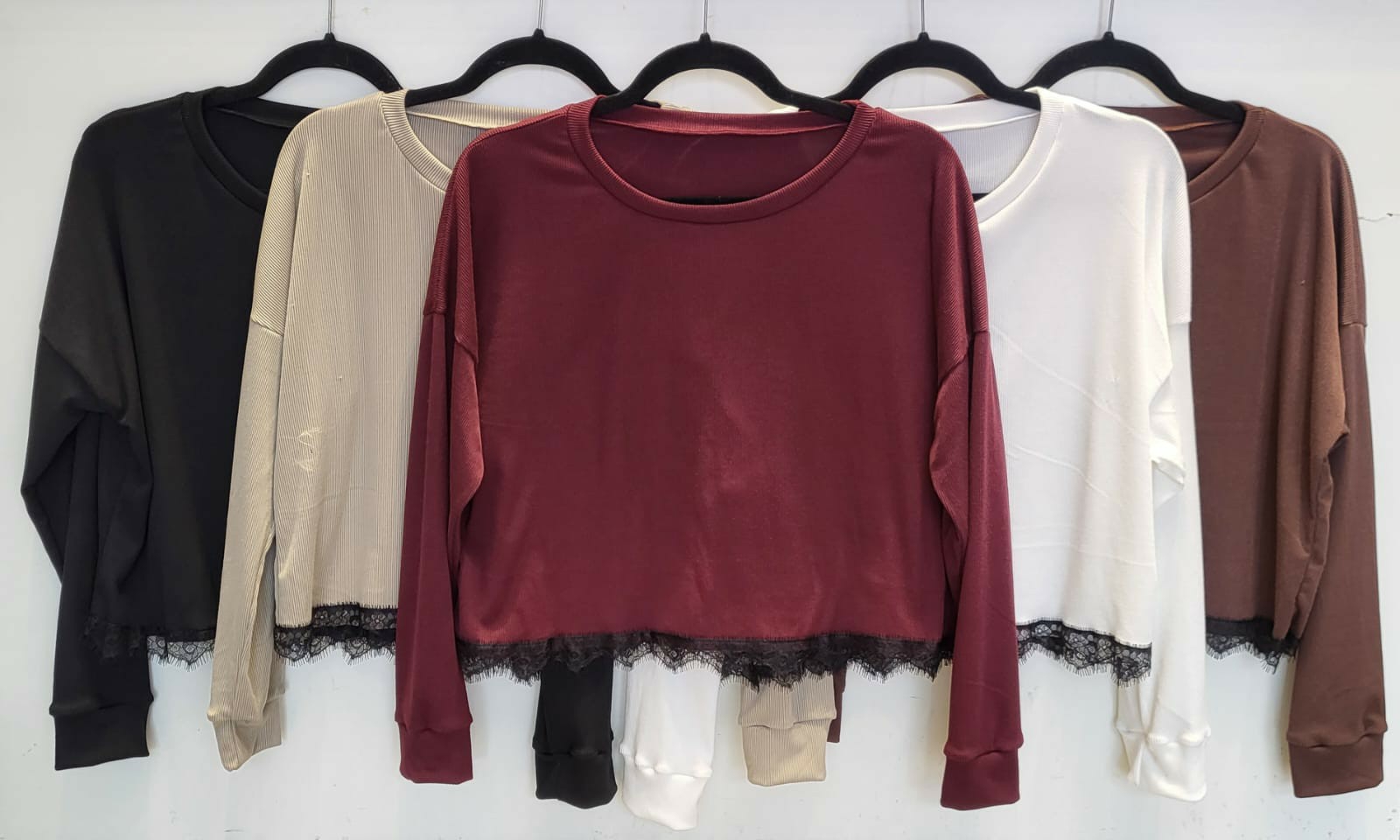 Camiseta con Pantalla Abajo(oferta) - Imagen 2