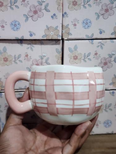 Taza Love Rosa  Importada Incluye Caja - Miniatura 2
