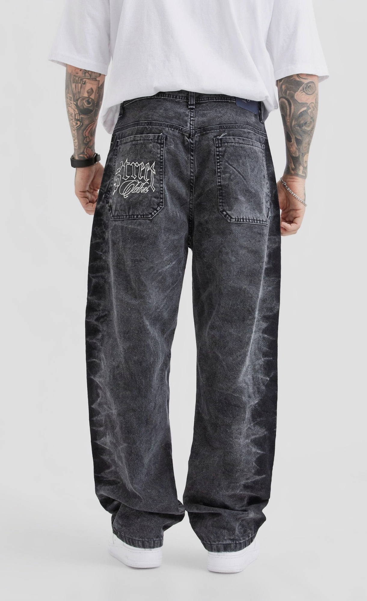Pantalón Baggy Bordado Street & Cruz del Diablo - Imagen 3