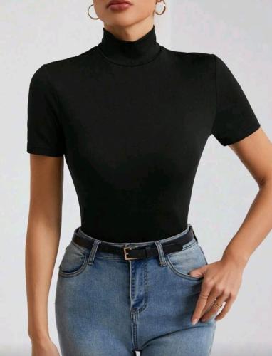 Remera Dina