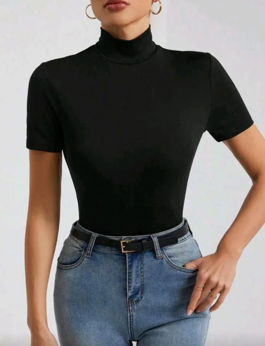 Remera Dina