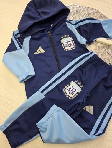 Conjunto Deportivo  Bebés (1-6) - Miniatura 6