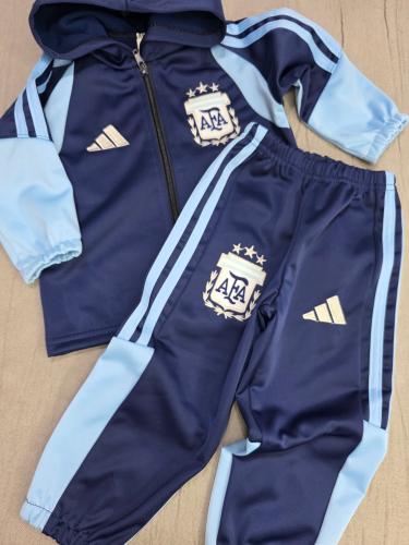 Conjunto Deportivo  Bebés (1-6) - Miniatura 8