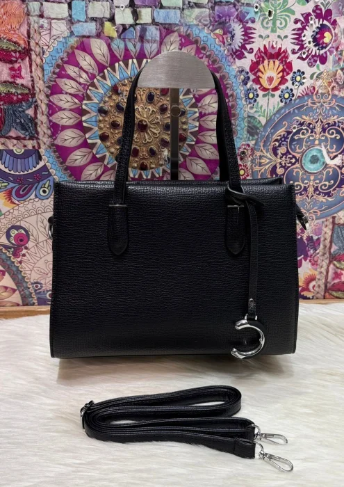 Nuevo Ingreso de Cartera de Cuero (pu)