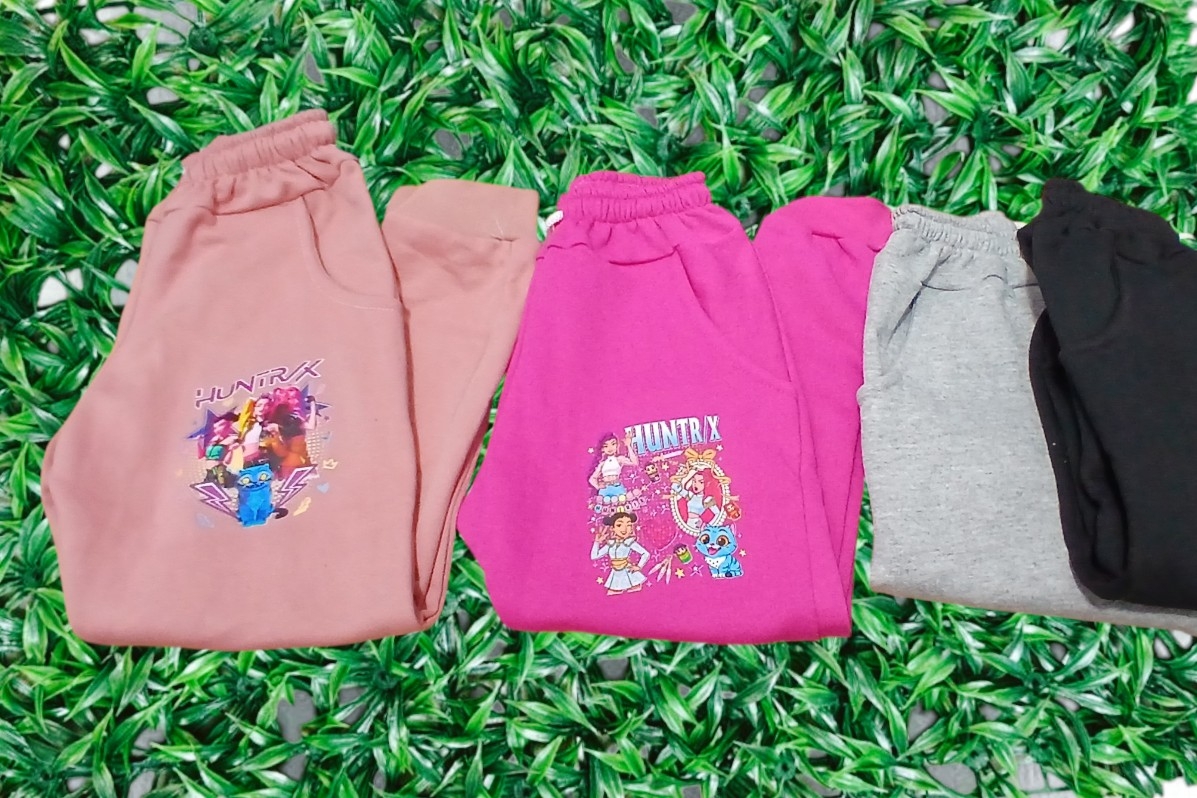 Joggin con Bolsillos Estampado Nena Frizzado - Imagen 2