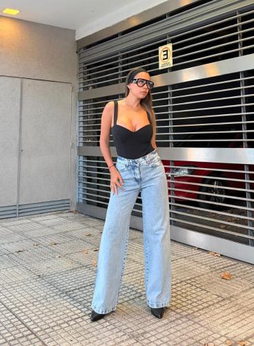 Wide  Leg
