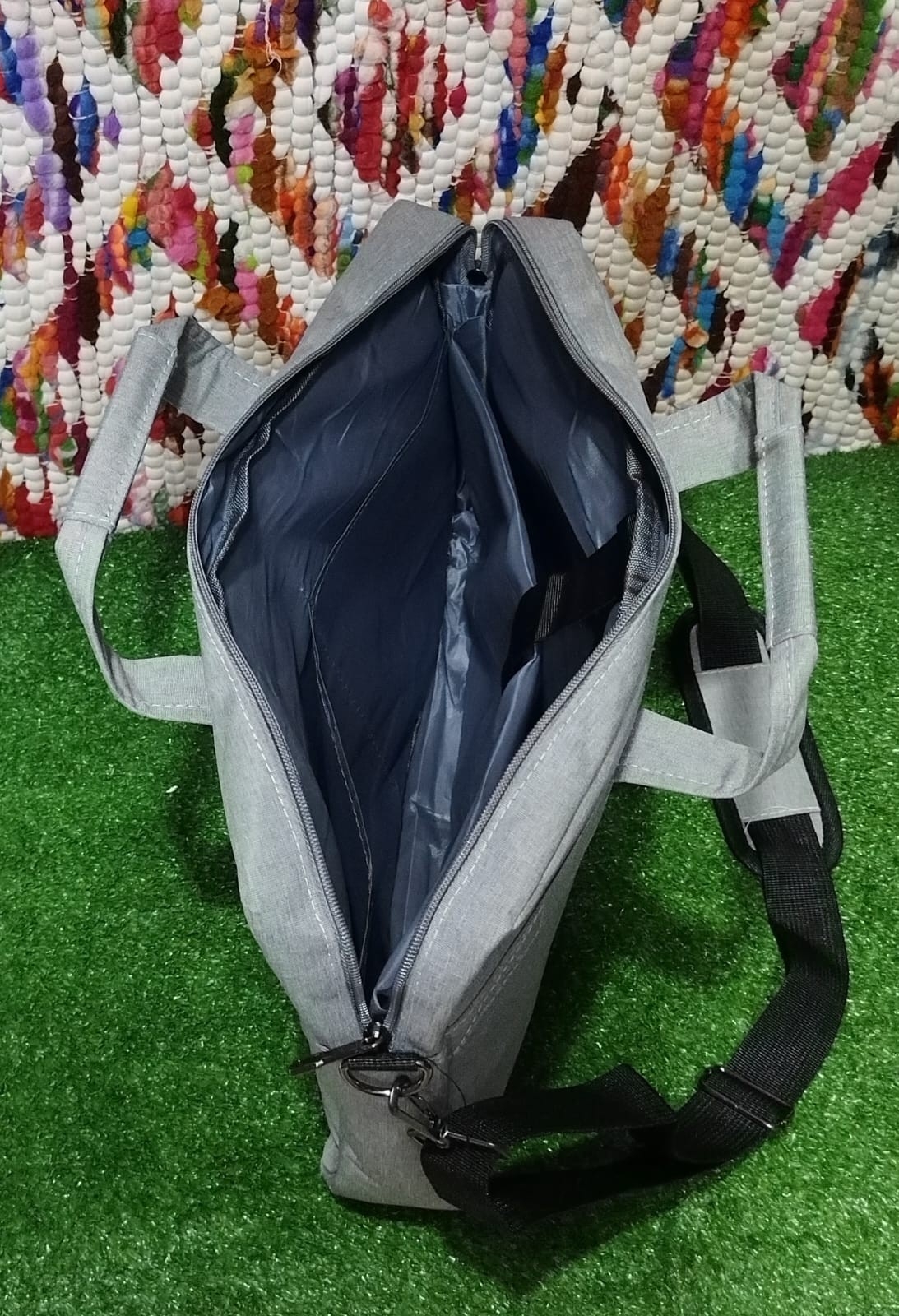 Maletín Porta Laptop*   Impermeable Excelente Calidad 
tira Desmontable. - Imagen 5