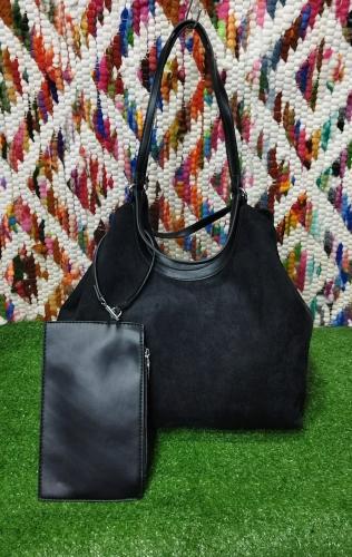Cartera Gamusada* 
con *cuero Pu.* 
excelente Calidad .