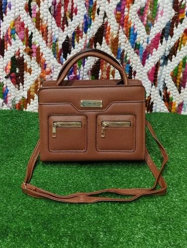 Carterita Morral de Cuero Pu* 
execelente  Calidad.