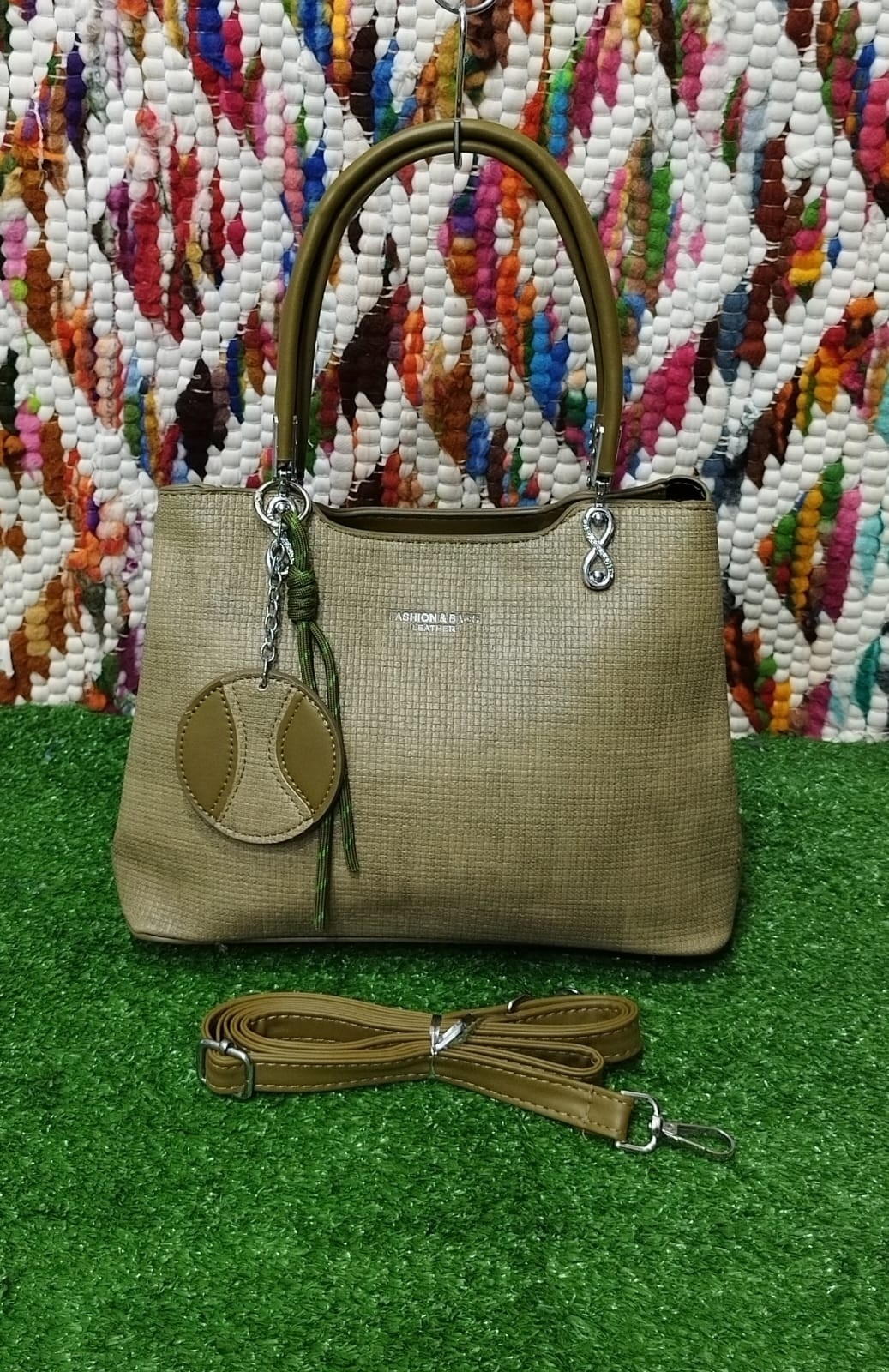 Cartera Mediana de Cuero Pu Excelente Calidad . - Imagen 2