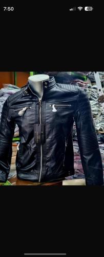 Cuero de Hombre