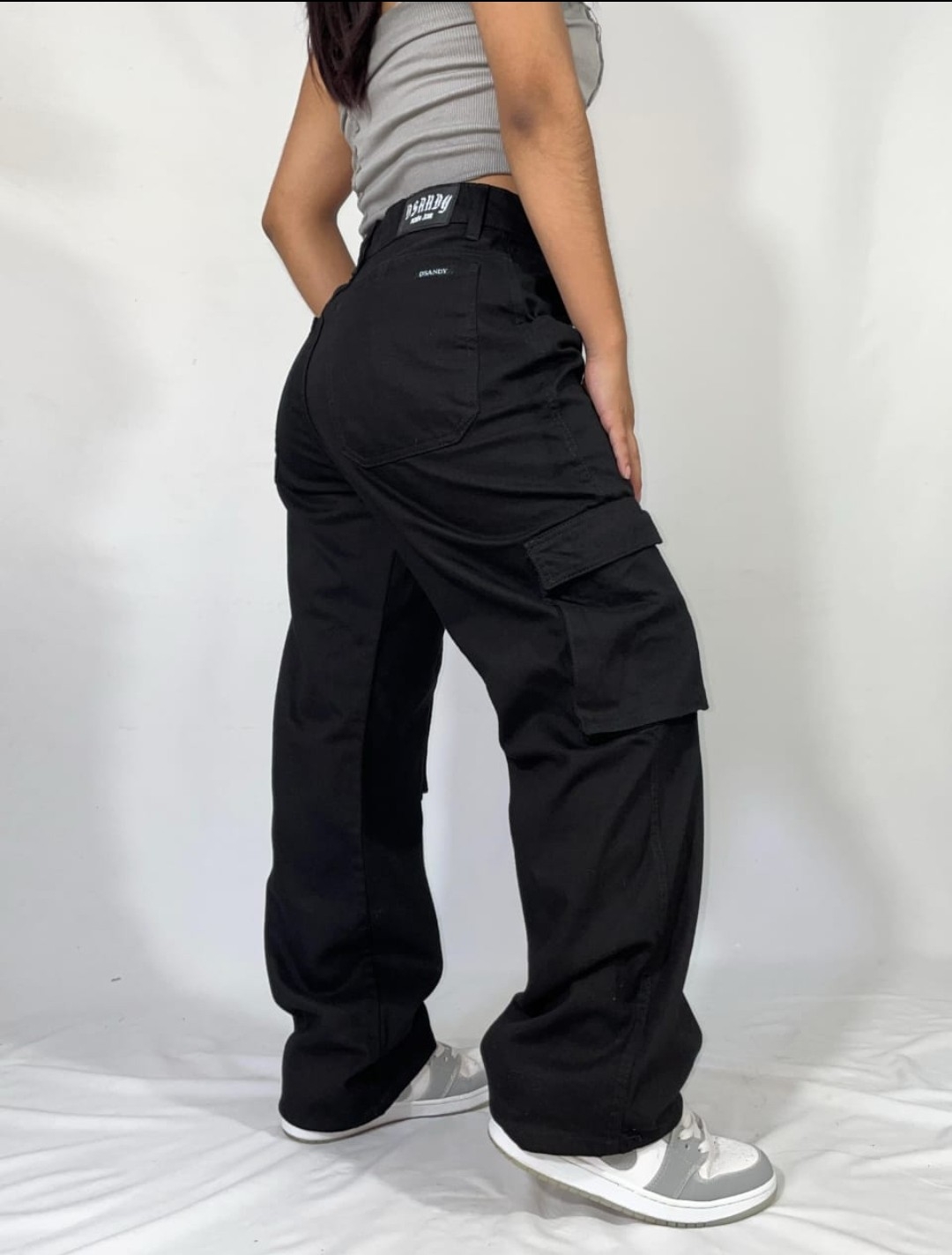 Baggy Negro Cargo - Imagen 2