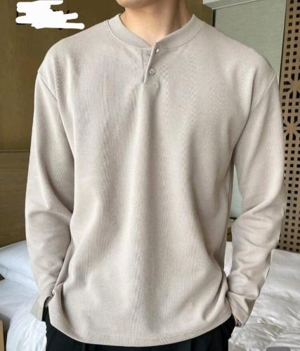 Camiseta de Darlon con Boton y Ojal