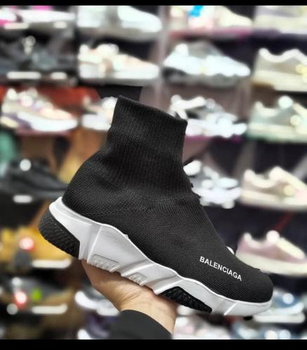 Balenciaga - Miniatura 3