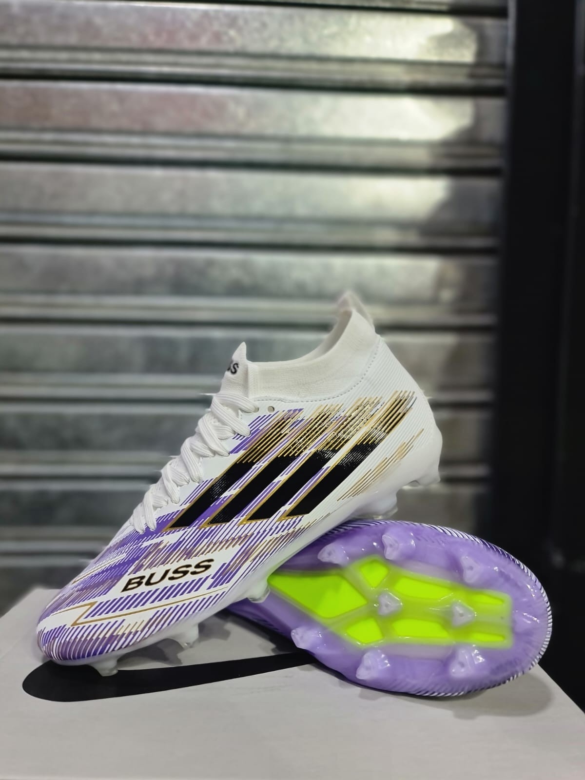 Botines. 5 y 11. Importados - Imagen 3