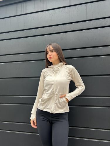 Campera Deportiva Premium - Miniatura 2